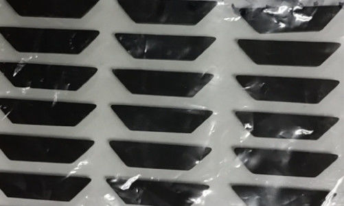 Adhesive Heat Resistant Silicone Pad ASTM D1894 Anti Slip 75 Degrees Hardness